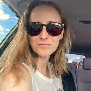 Meet your Posher, Meagan